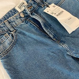 Zara High-Rise Mom Fit Jeans🌟 BRAND NEW